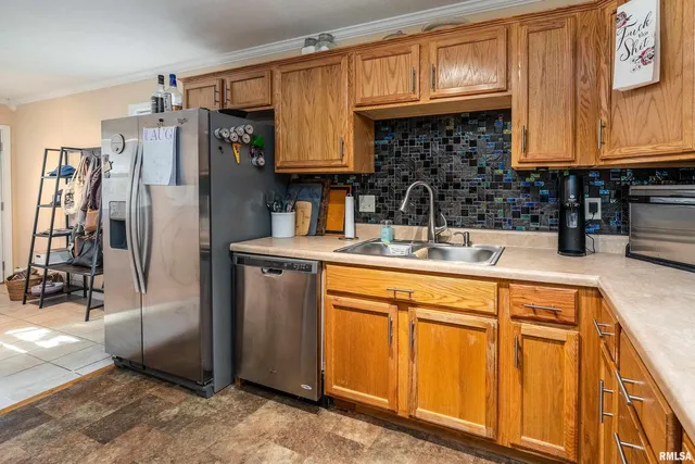 $172,500 | 701 East Campus Drive, Carbondale, IL 62901