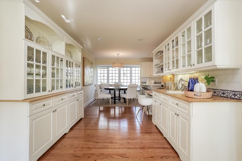 56 Ridge Acres Road Darien, CT 06820 - Photo 9 of 24 014-Kitchen-1405056-mls