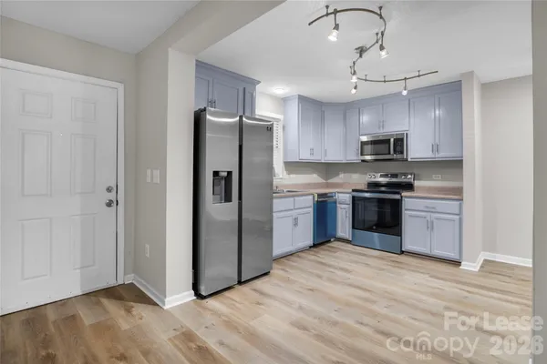 $2,100 | 2020 Lasalle Street, Charlotte, NC 28216