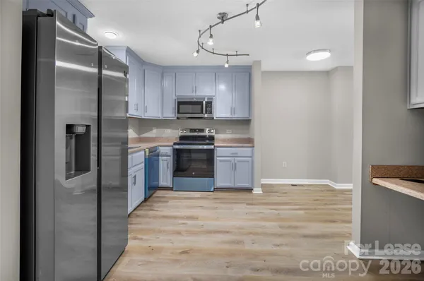 $2,100 | 2020 Lasalle Street, Charlotte, NC 28216