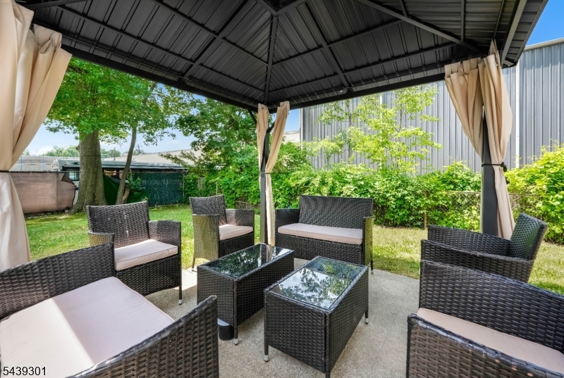 2530 Stillwell Road Union, NJ 07083 - Photo 4 of 29