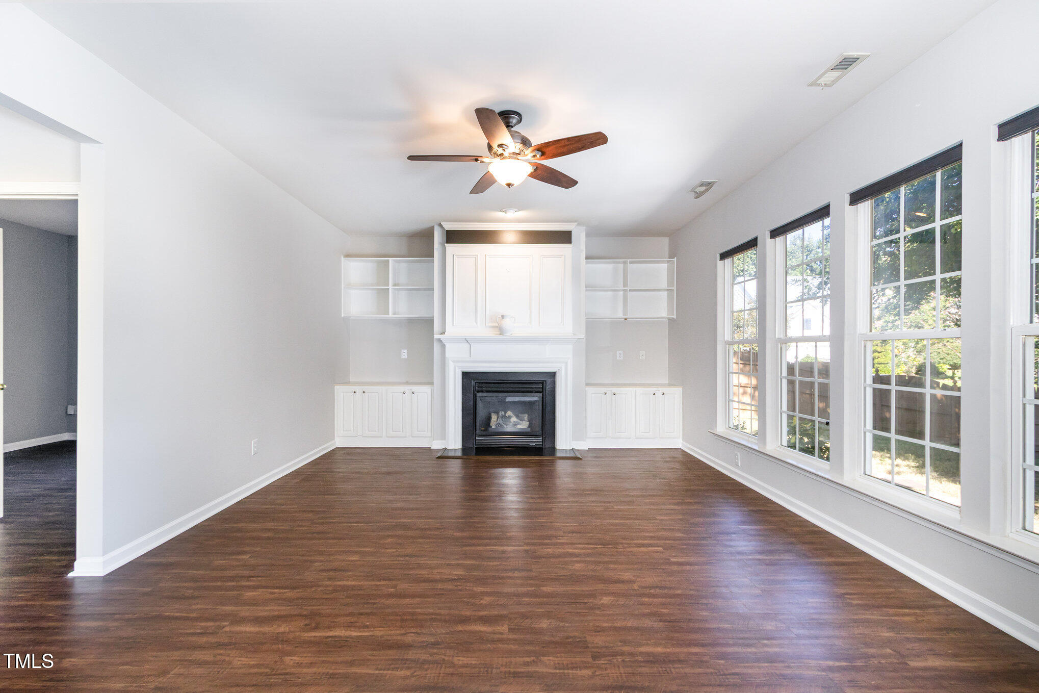 1501 Nealstone Way Raleigh, NC 27614 - Photo 17 of 36 Family room