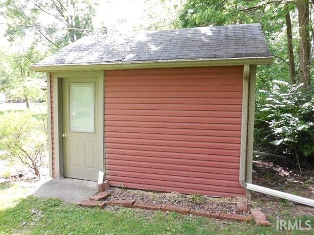 408 East Water Street Centerville, IN 47330 - Photo 3 of 15