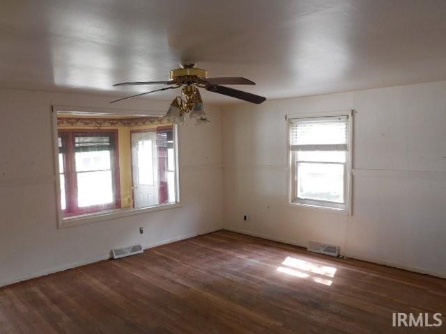 408 East Water Street Centerville, IN 47330 - Photo 7 of 15