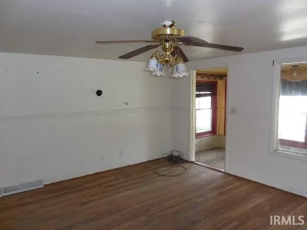 $54,227 | 408 East Water Street, Centerville, IN 47330