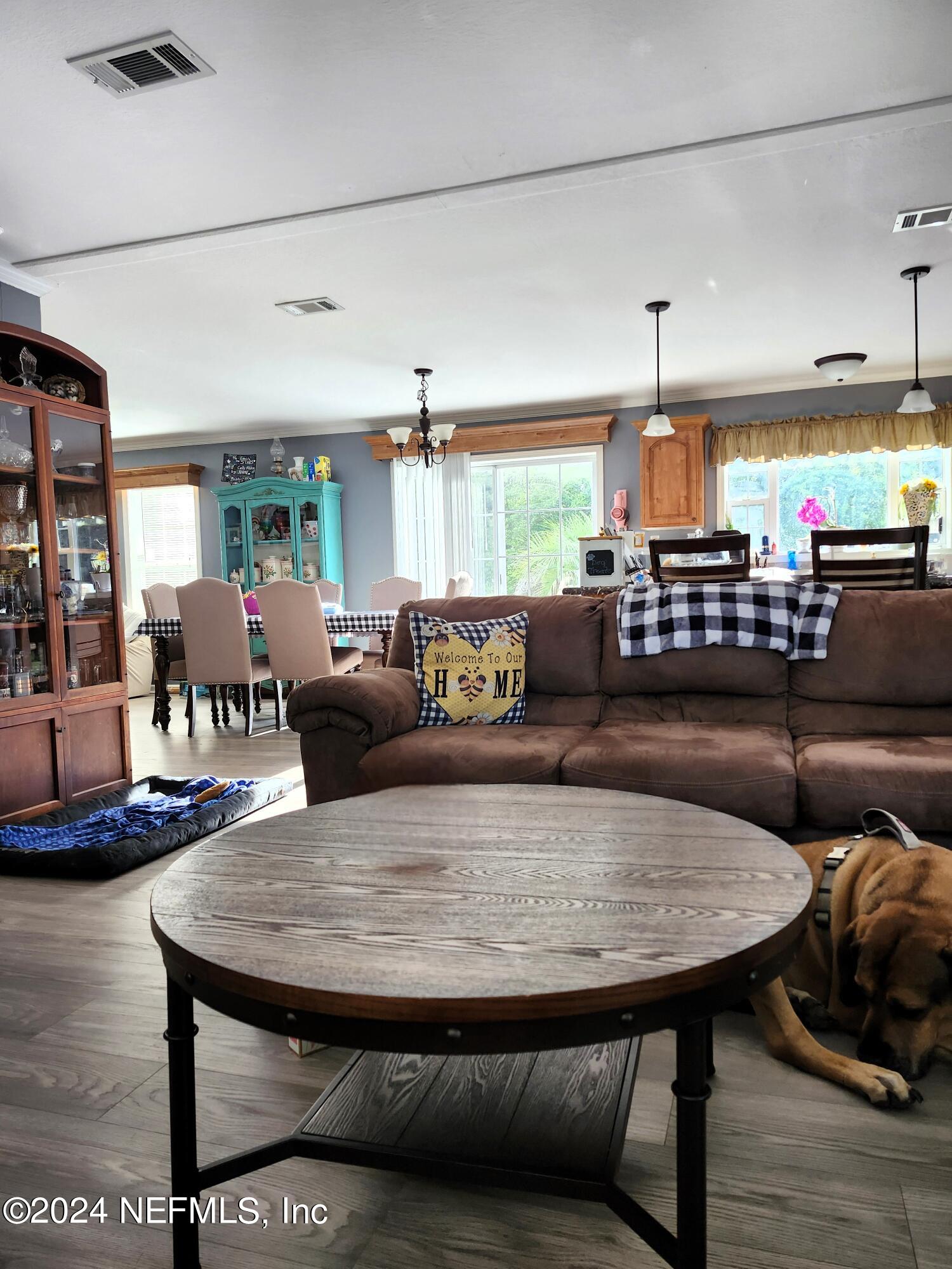 12848 Yellow Bluff Road Jacksonville, FL 32226 - Photo 7 of 30 Living Room to Dining Room