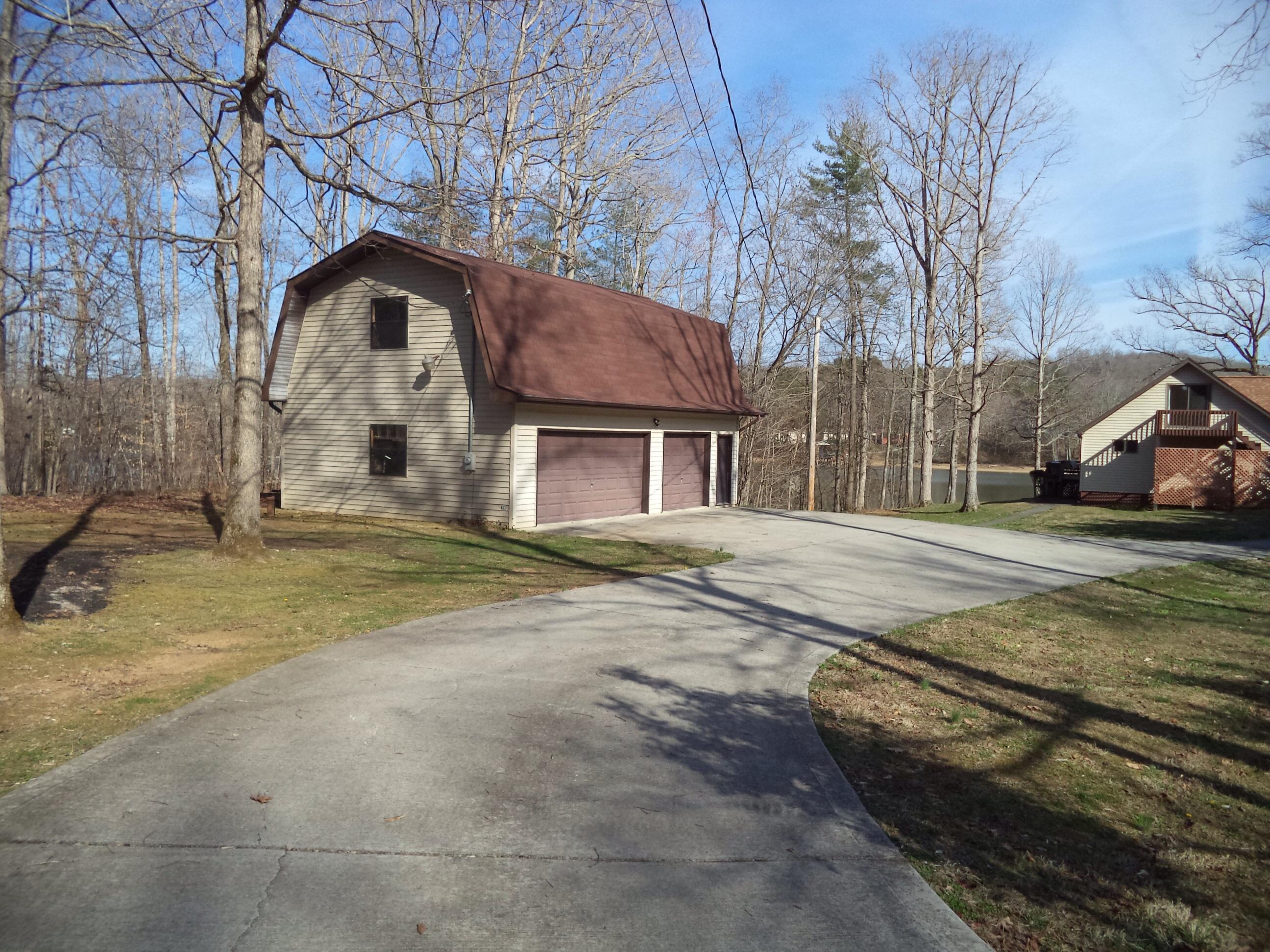 150 Helton Vojtkofsky Road Ten Mile, TN 37880 - Photo 11 of 30 image