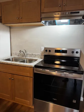 a close view of stove