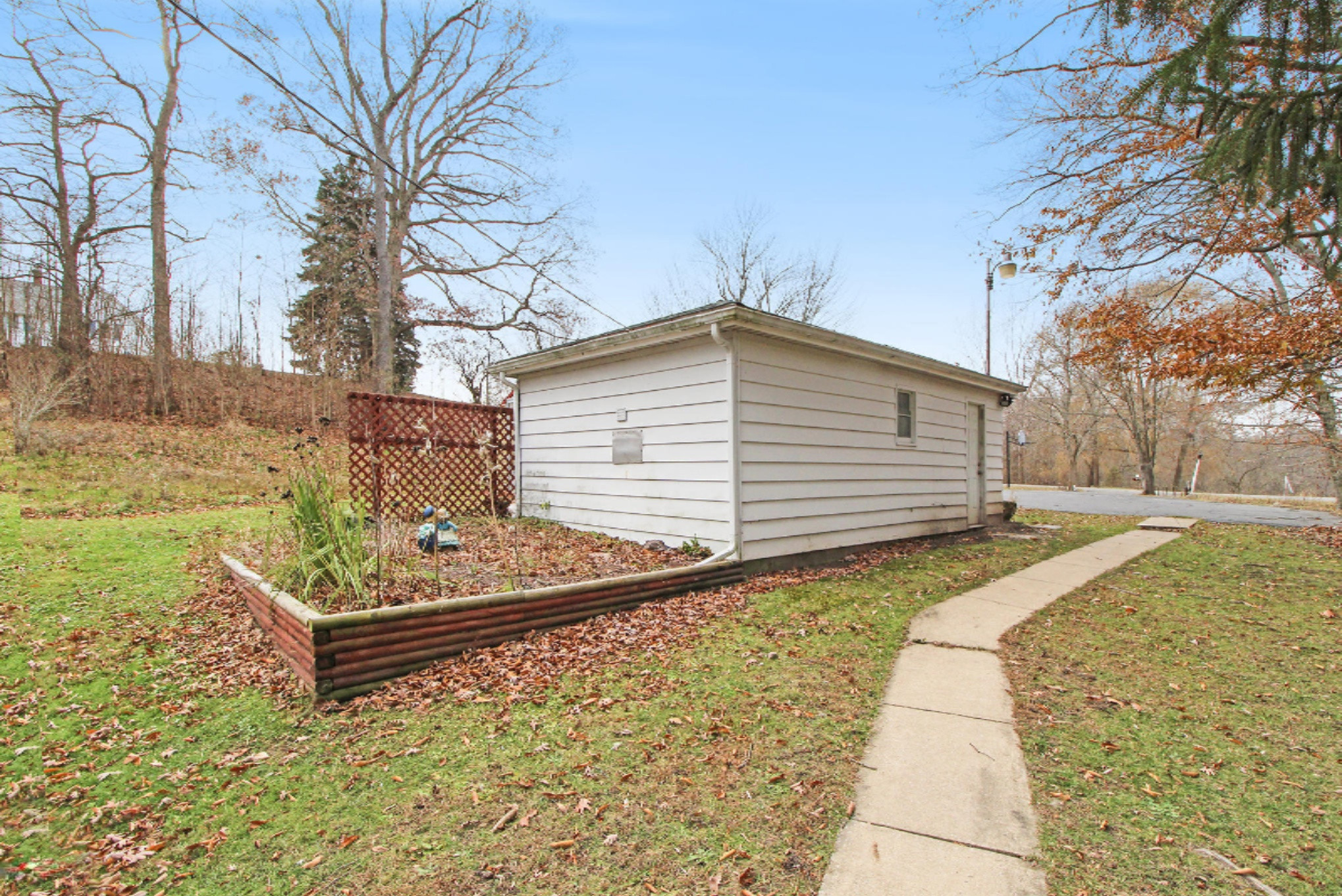 5105 Fikes Road Coloma, MI 49038 - Photo 11 of 83 IMG_5370-1