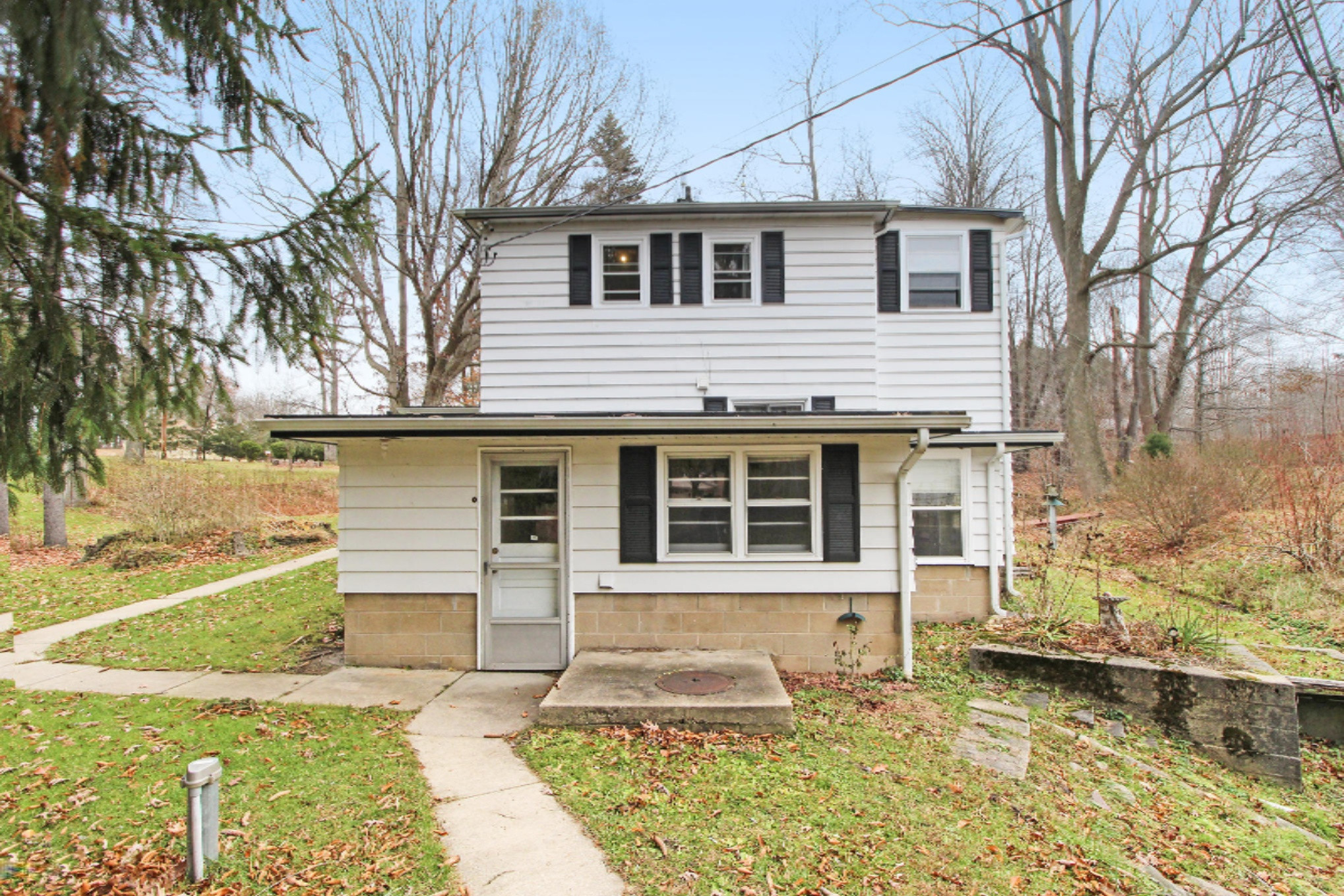 5105 Fikes Road Coloma, MI 49038 - Photo 12 of 83 IMG_5373-1