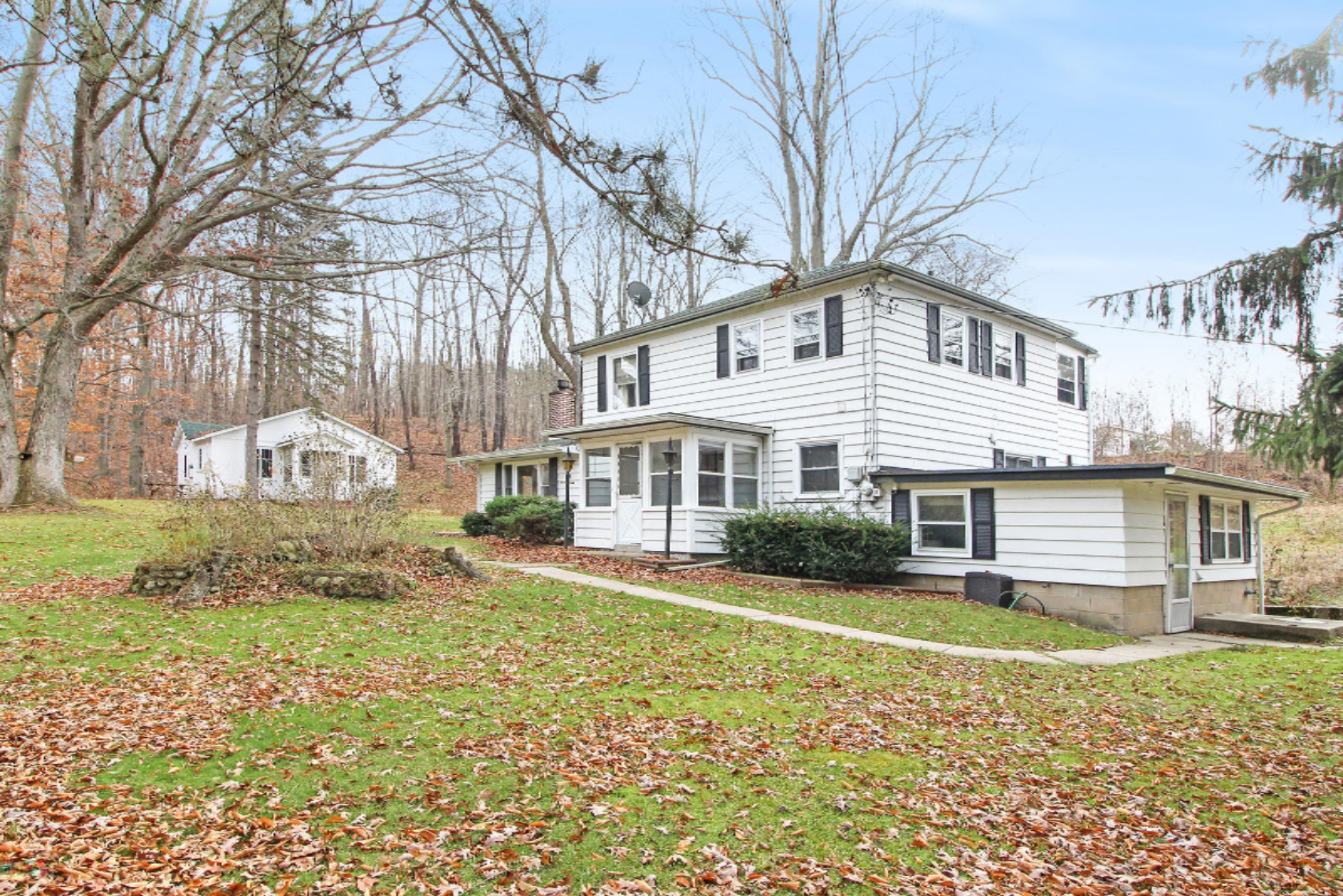 5105 Fikes Road Coloma, MI 49038 - Photo 2 of 83 IMG_5343-1