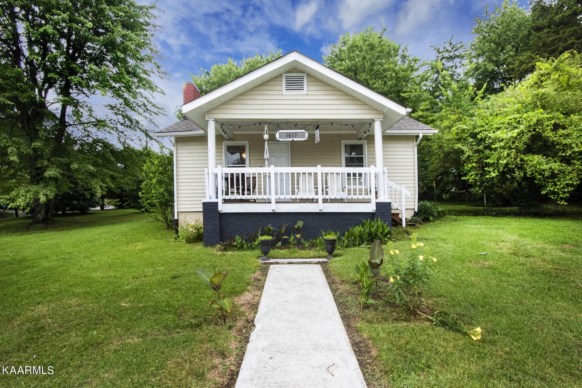 2607 Buffat Mill Road Knoxville, TN 37917 - Photo 1 of 27 Gallery Image 1