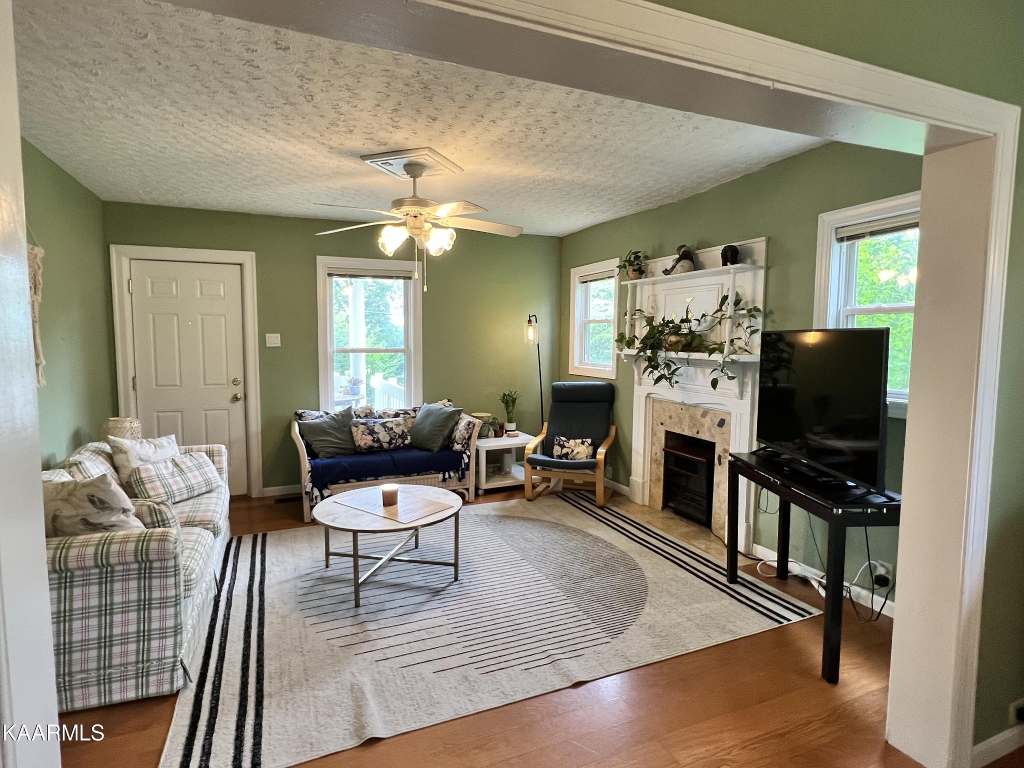 2607 Buffat Mill Road Knoxville, TN 37917 - Photo 2 of 27 Gallery Image 2
