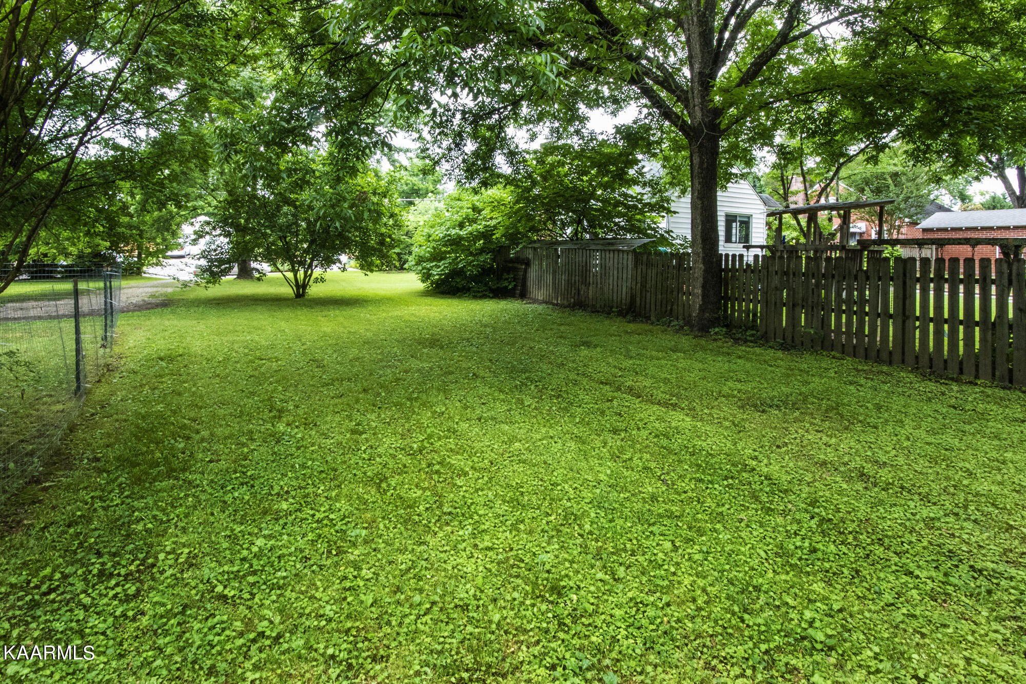 2607 Buffat Mill Road Knoxville, TN 37917 - Photo 23 of 27 Gallery Image 23