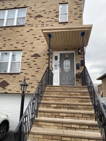 $3,400 | 166 Front Street, Unit 1, Secaucus, NJ 07094