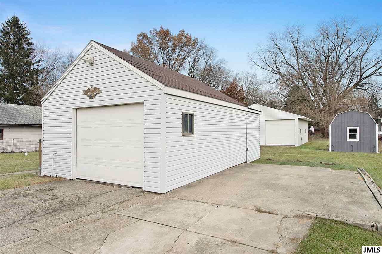 557 7th Street Michigan Center, MI 49254 - Photo 2 of 22 Photo 2