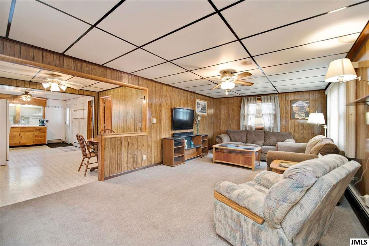 557 7th Street Michigan Center, MI 49254 - Photo 7 of 22 Photo 7