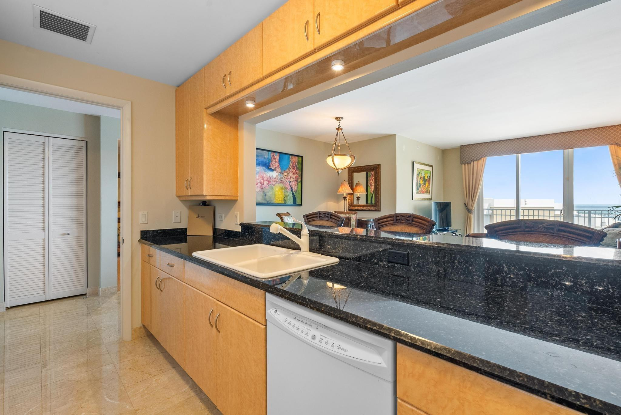 801 Brickell Key Boulevard, Unit 2903 Miami, FL 33131 - Photo 16 of 44 Photo 16