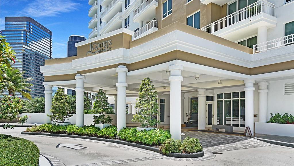 801 Brickell Key Boulevard, Unit 2903 Miami, FL 33131 - Photo 27 of 44 Photo 27