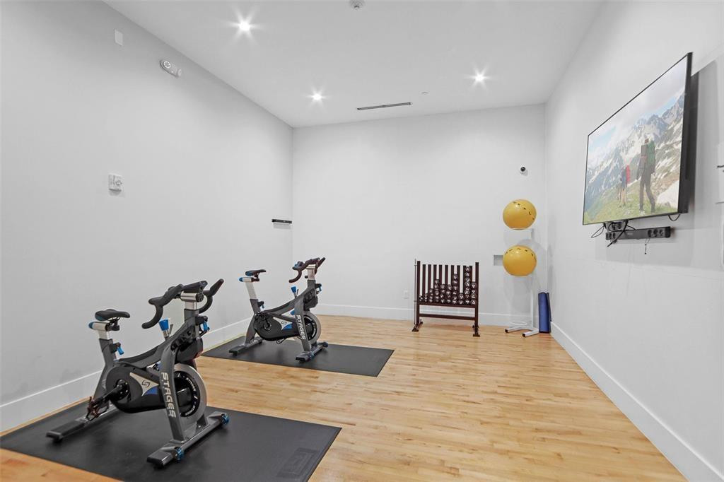 801 Brickell Key Boulevard, Unit 2903 Miami, FL 33131 - Photo 38 of 44 Photo 38