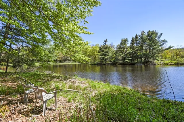 $550,000 | 173 King Richard Drive, Becket, MA 01223