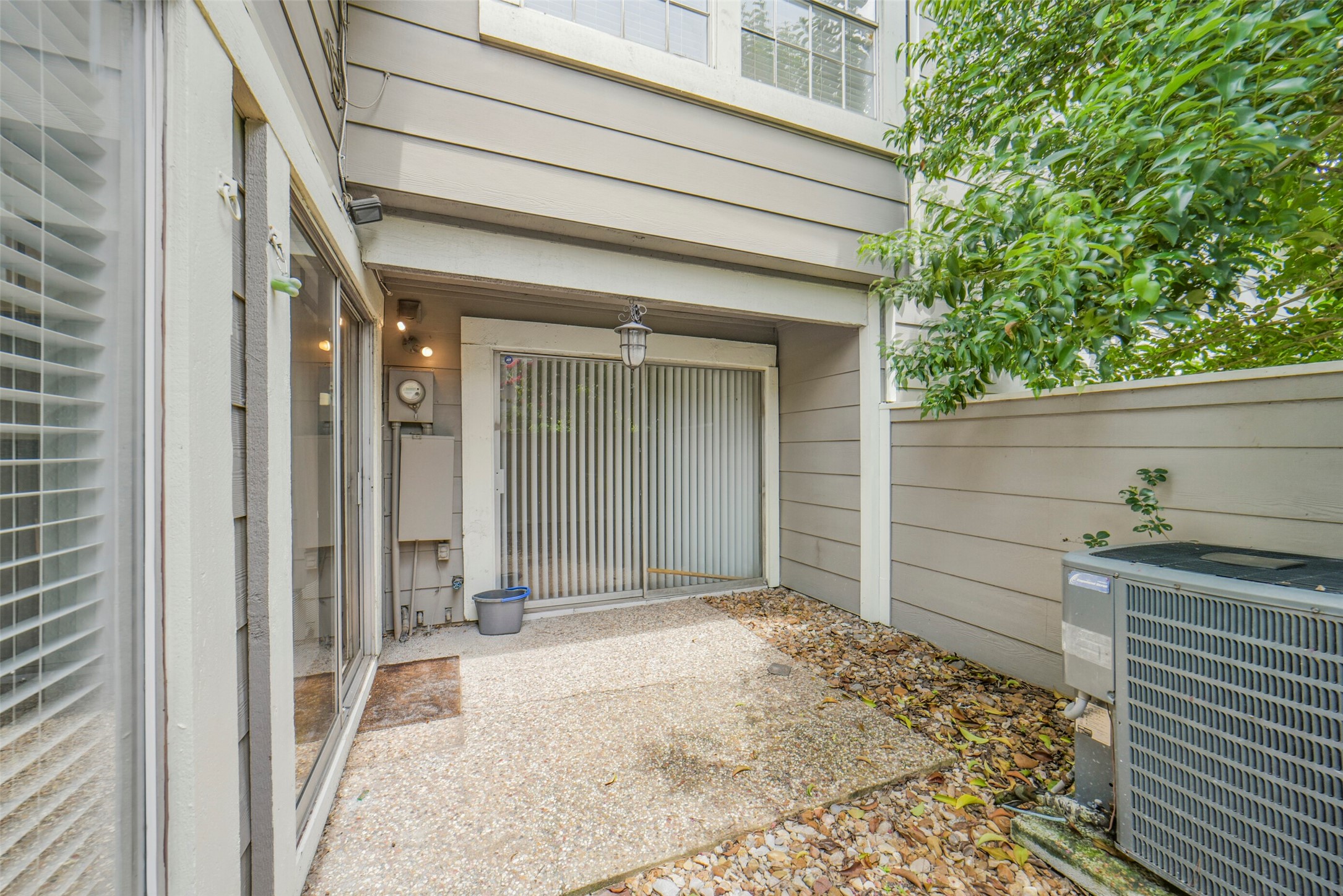 6333 Shadow Tree Drive Houston, TX 77035 - Photo 35 of 36
