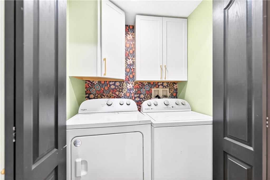532 Hunters Path Road Bridgeville, PA 15017 - Photo 34 of 44 Laundry Area