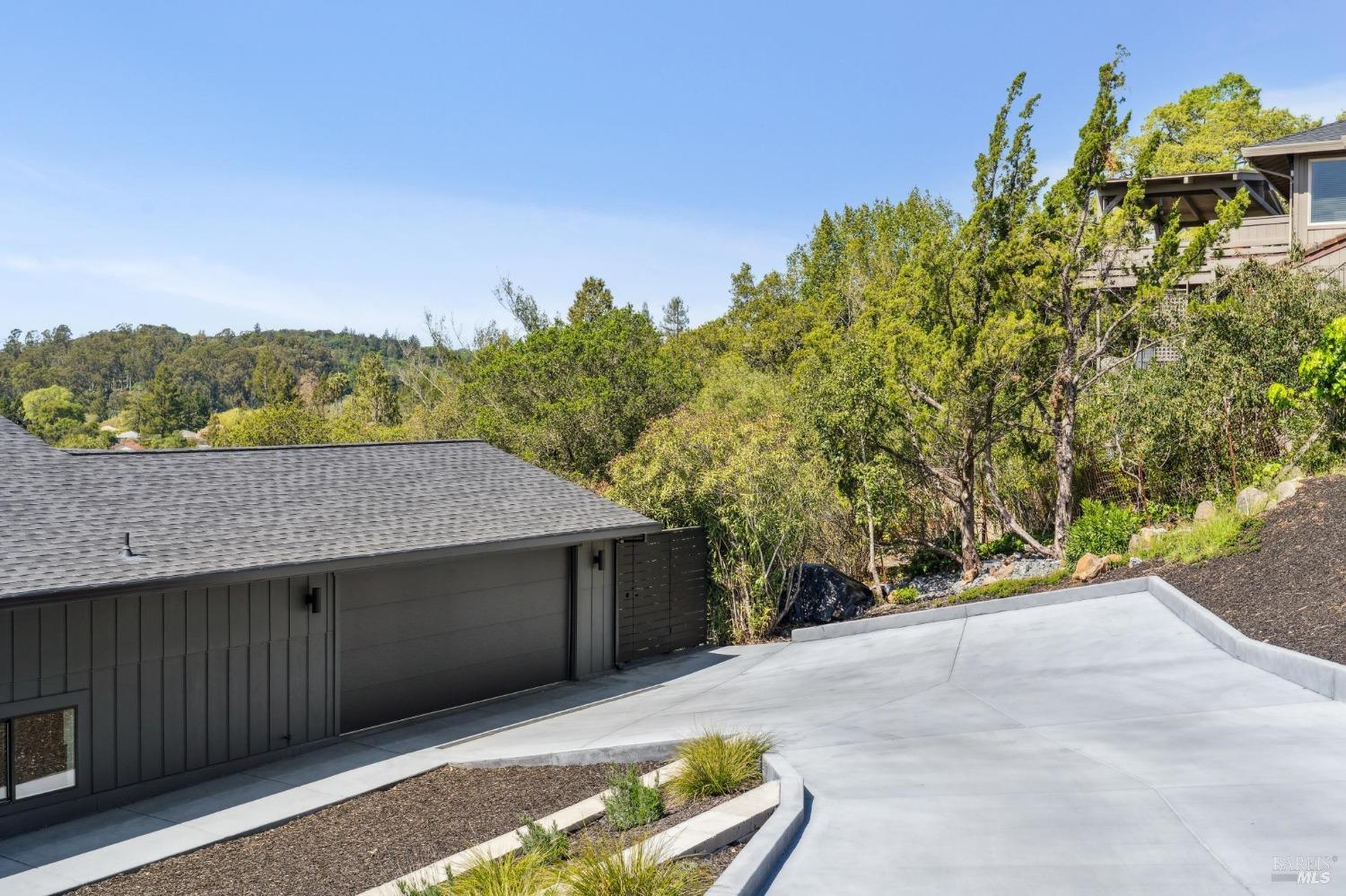3485 Ridgeview Drive Santa Rosa, CA 95404 - Photo 56 of 63 a view of a backyard