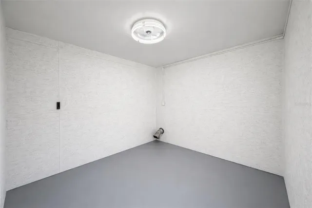 $284,999 | 995 Emerald Drive, Mount Dora, FL 32757