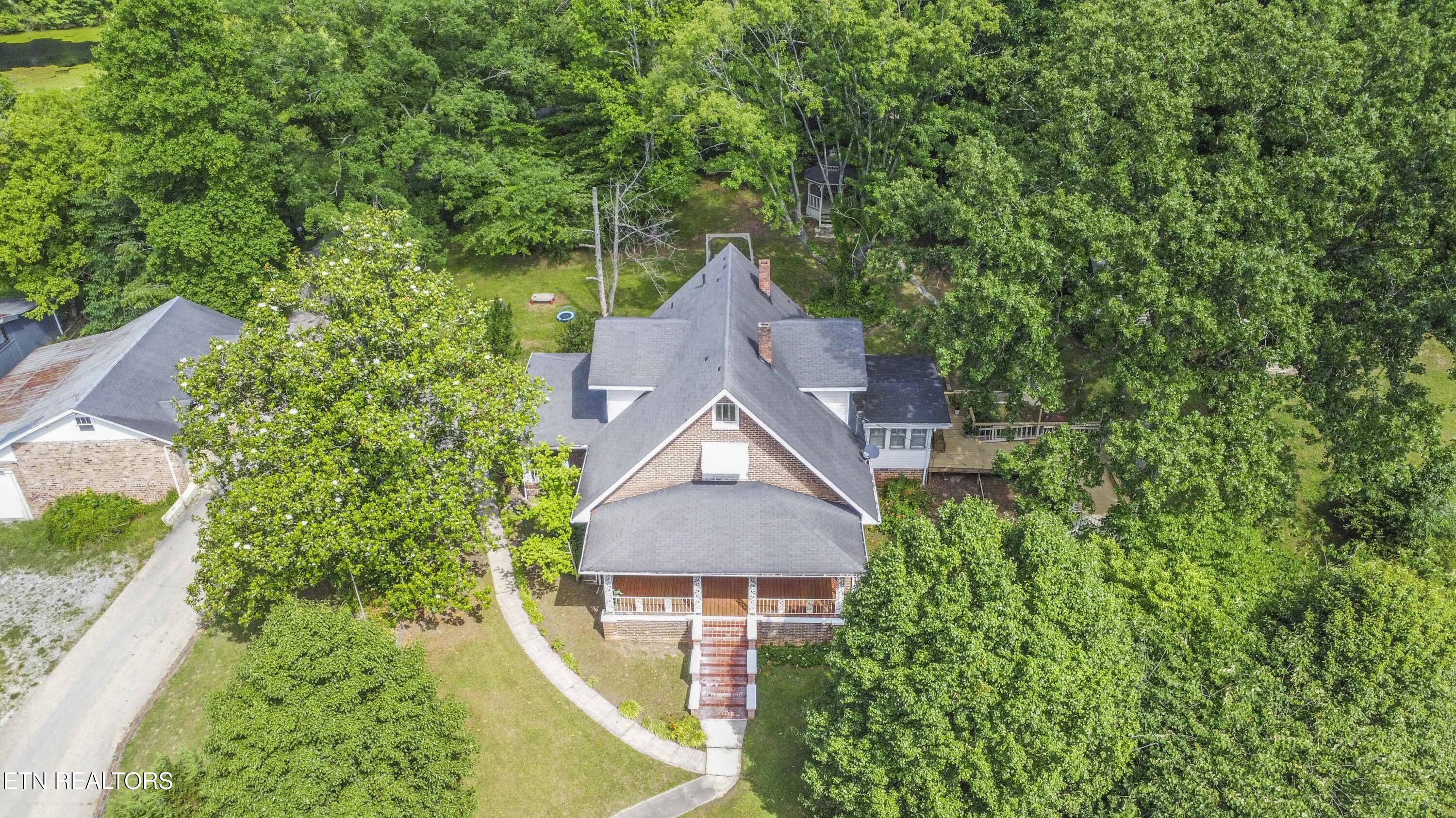 17761 Alberta Street Oneida, TN 37841 - Photo 55 of 56 drone 10_1