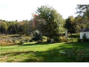 39 Richmond Road Fitzwilliam, NH 03447 - Photo 2 of 5