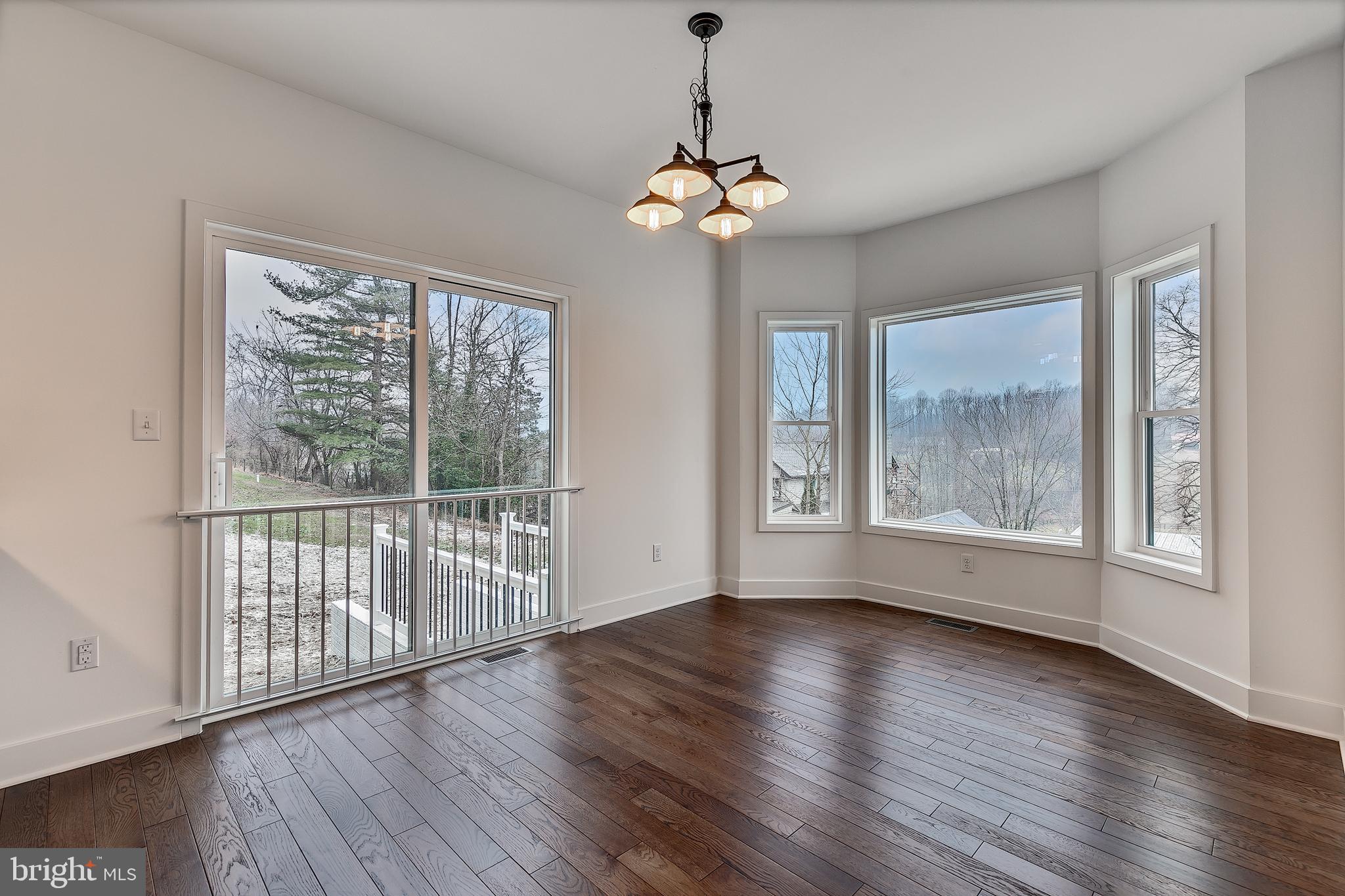 5403 Buffalo Road Mount Airy, MD 21771 - Photo 7 of 31 Dining Room/ Breakfast Area