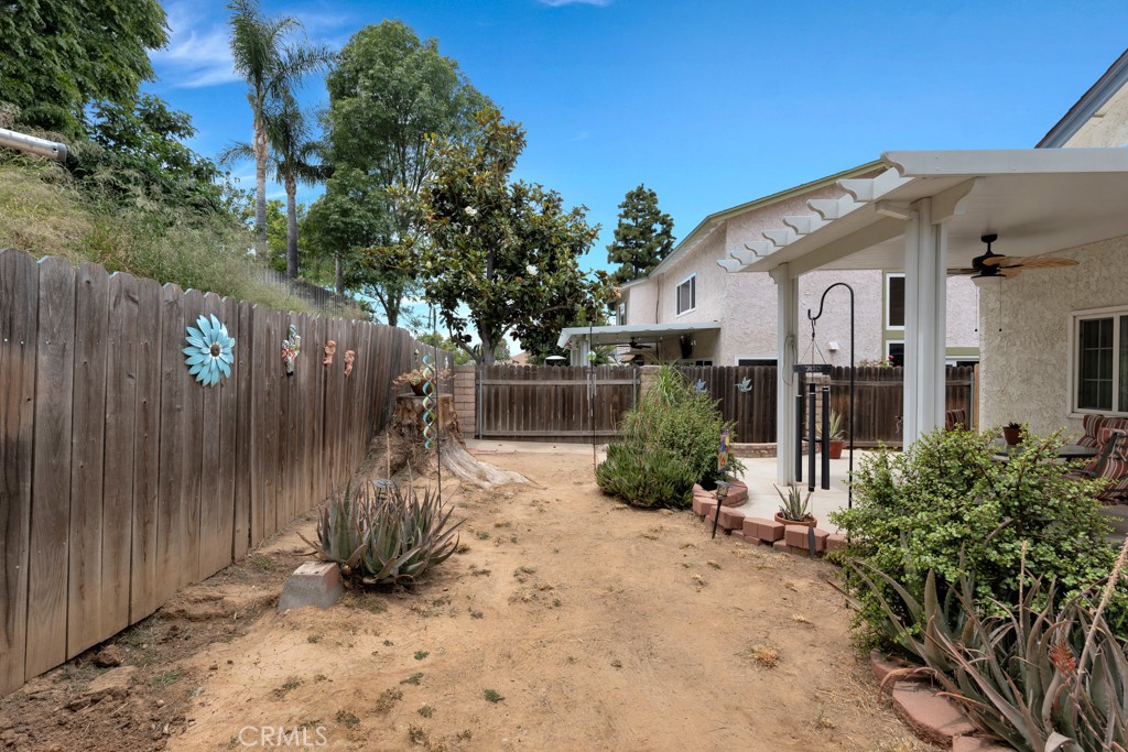 2018 Covington Avenue Simi Valley, CA 93065 - Photo 35 of 50