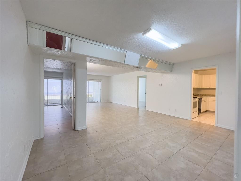 630 Northwest 13th Street, Unit 17 Boca Raton, FL 33486 - Photo 3 of 23 Photo 3