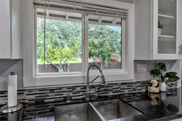 $1,725,000 | 3212 West Valley Heart Drive, Burbank, CA 91505