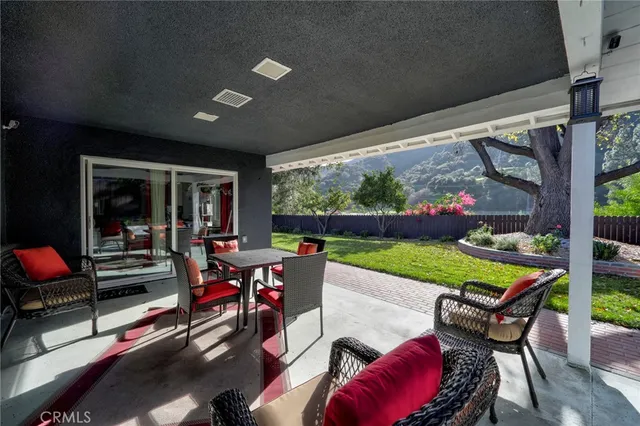$1,725,000 | 3212 West Valley Heart Drive, Burbank, CA 91505
