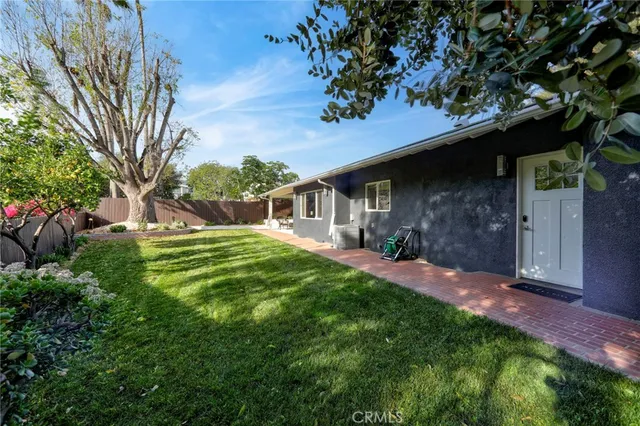 $1,725,000 | 3212 West Valley Heart Drive, Burbank, CA 91505