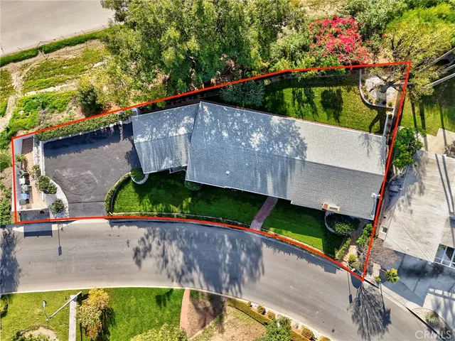 $1,725,000 | 3212 West Valley Heart Drive, Burbank, CA 91505