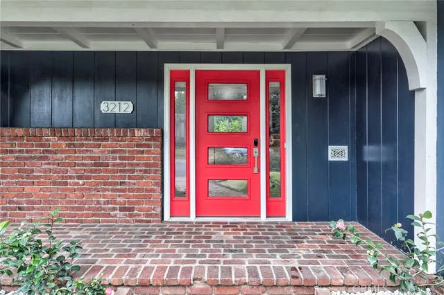 $1,725,000 | 3212 West Valley Heart Drive, Burbank, CA 91505