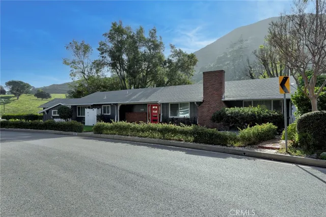 $1,725,000 | 3212 West Valley Heart Drive, Burbank, CA 91505