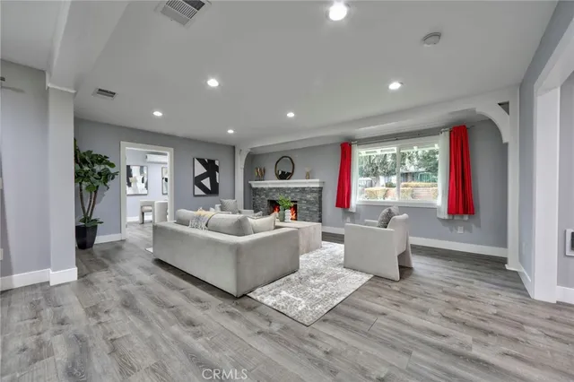 $1,725,000 | 3212 West Valley Heart Drive, Burbank, CA 91505
