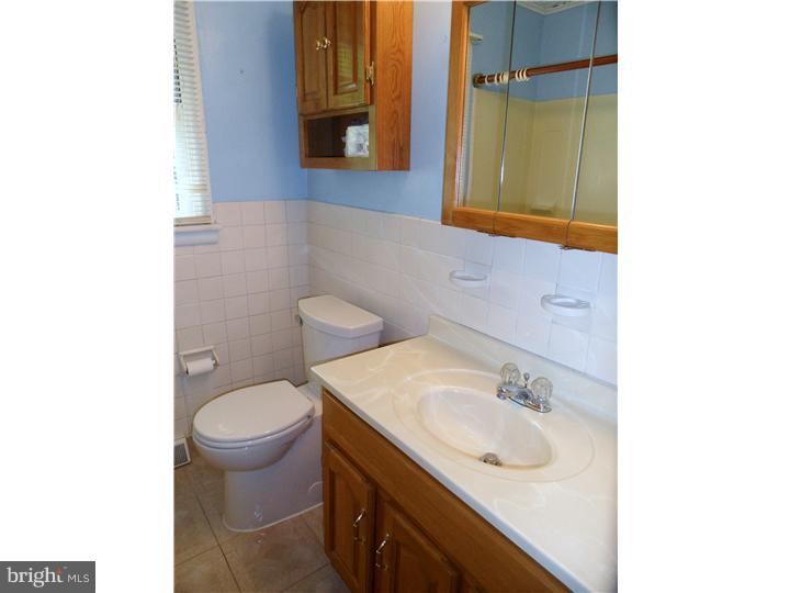 4608 Durham Road Kintnersville, PA 18930 - Photo 14 of 19 Bathroom