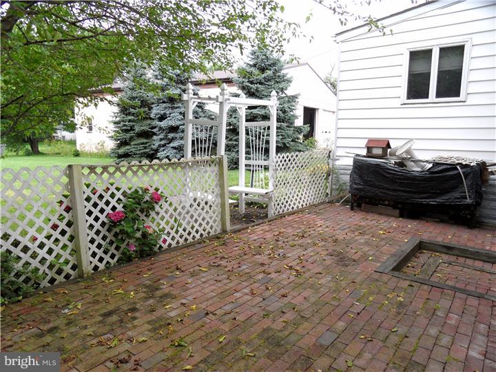 4608 Durham Road Kintnersville, PA 18930 - Photo 17 of 19 Patio