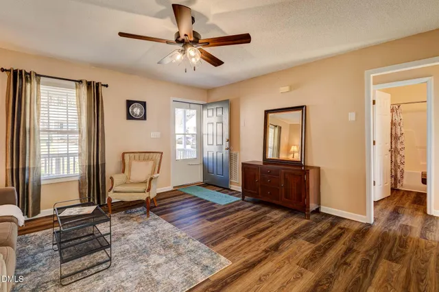 $269,000 | 2113 McKinnon Drive, Clayton, NC 27520