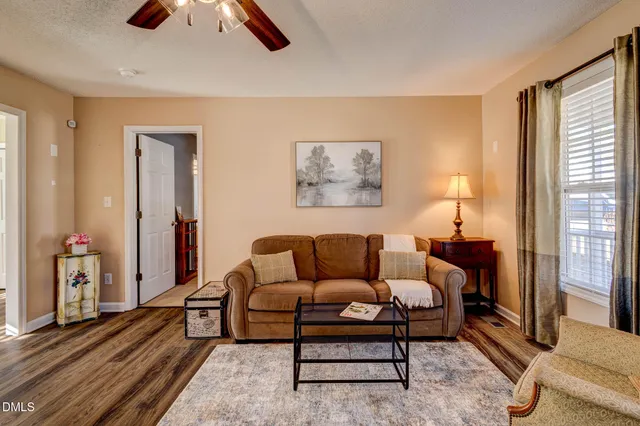 $269,000 | 2113 McKinnon Drive, Clayton, NC 27520