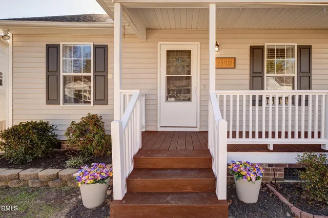 $269,000 | 2113 McKinnon Drive, Clayton, NC 27520