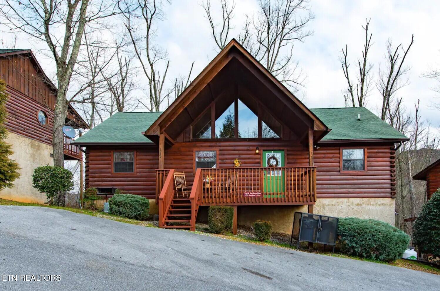 1519 Boo Boos Way Sevierville, TN 37862 - Photo 1 of 31 Screenshot 2022-08-13 170122