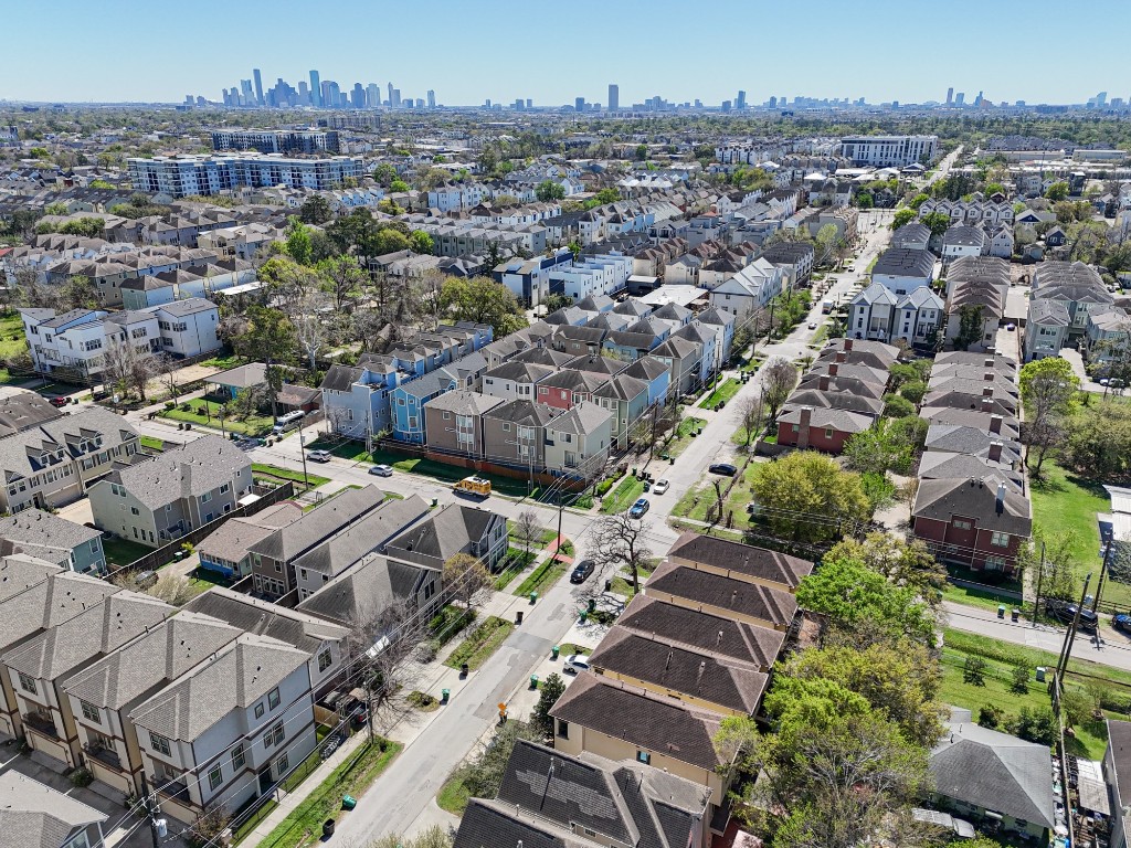 2601 Bevis Street, Unit E Houston, TX 77008 - Photo 35 of 47