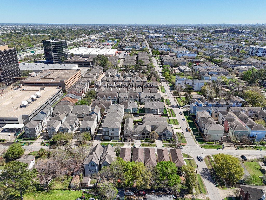 2601 Bevis Street, Unit E Houston, TX 77008 - Photo 40 of 47