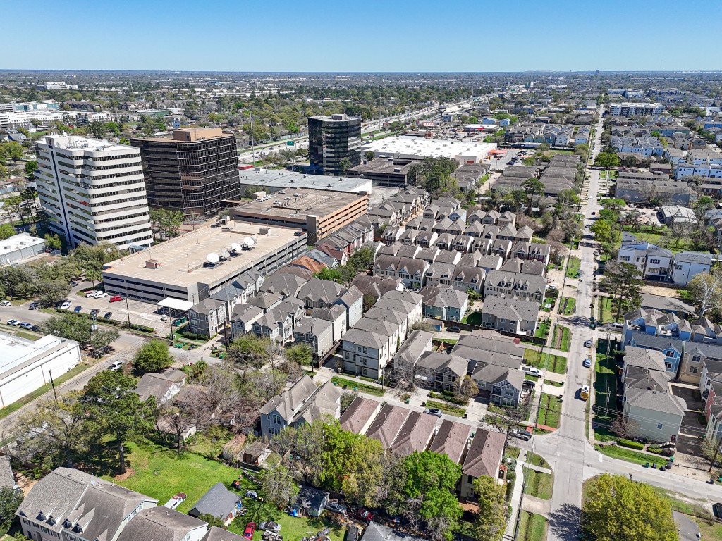 2601 Bevis Street, Unit E Houston, TX 77008 - Photo 41 of 47